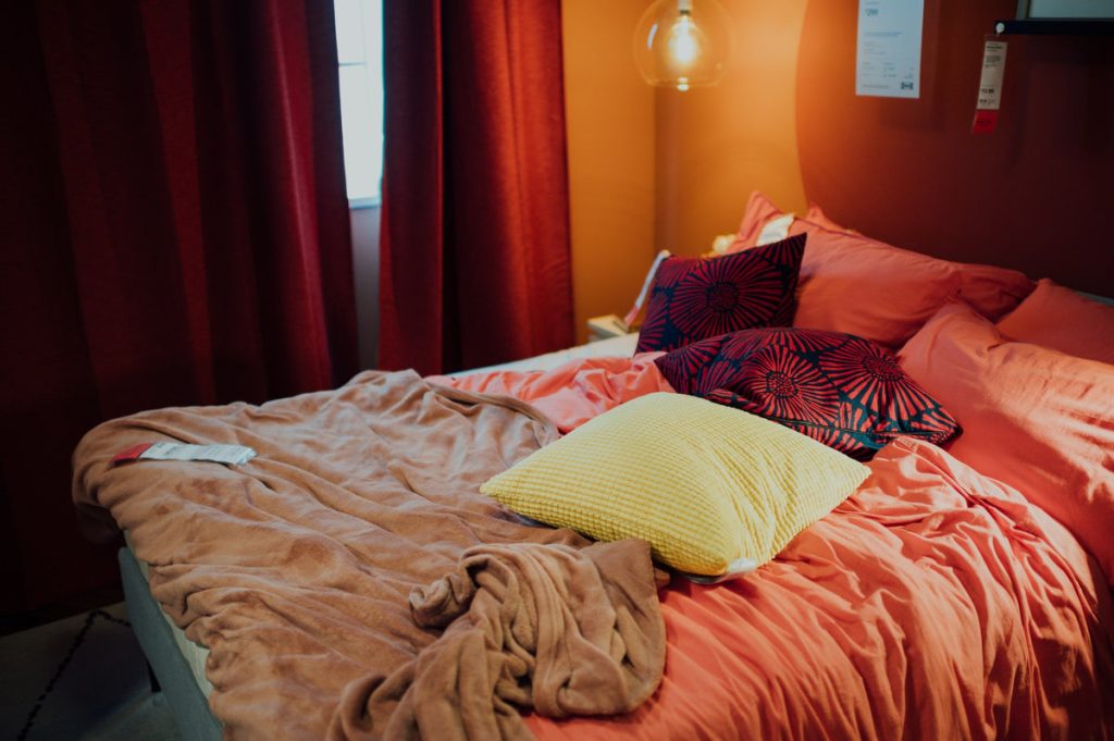 6 Recommendations For Experiencing Sexual intercourse Throughout A Heat Wave – MysteryVibe