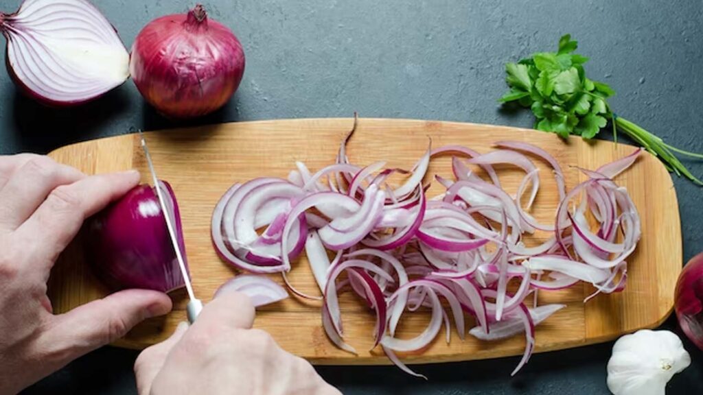 Onions have a number of health benefits