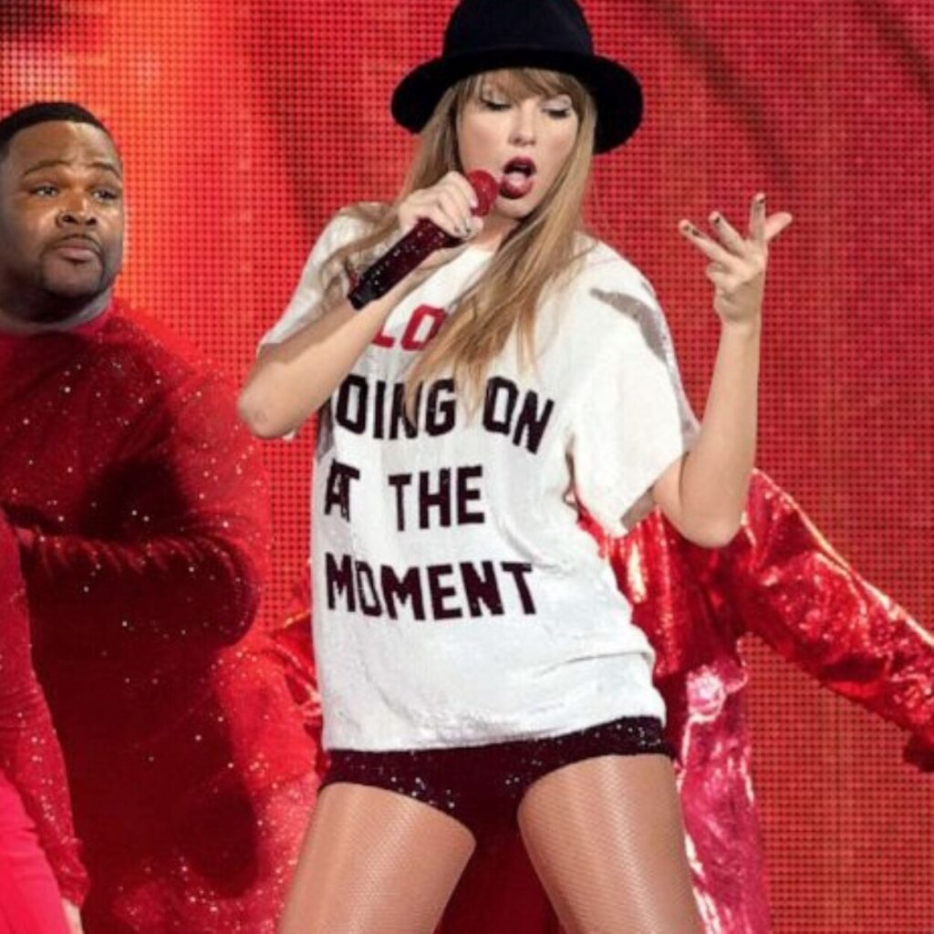 The Art of Self-Expression: Why Fans Love Taylor Swift’s T-Shirt Slogans