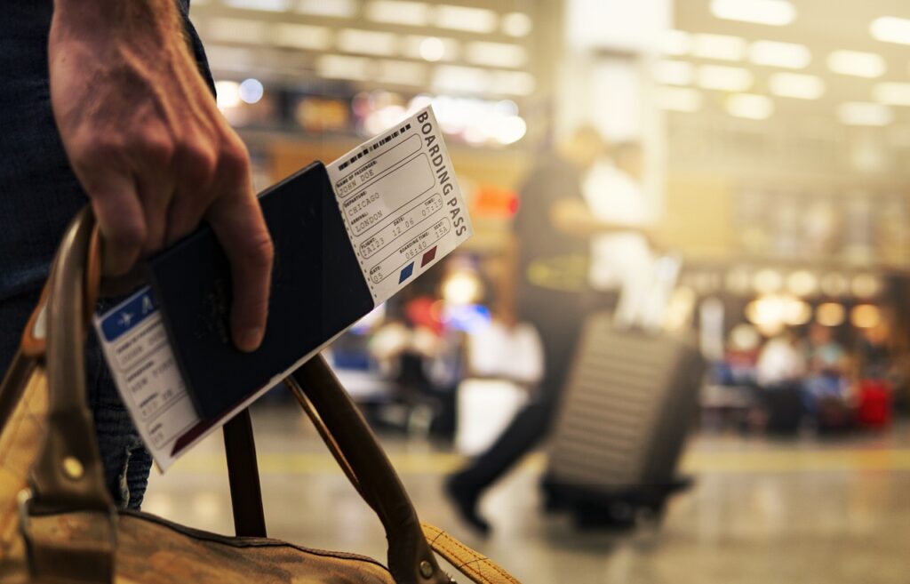 How do I talk to a live person on Frontier Airlines? – A Complete Walkthrough.