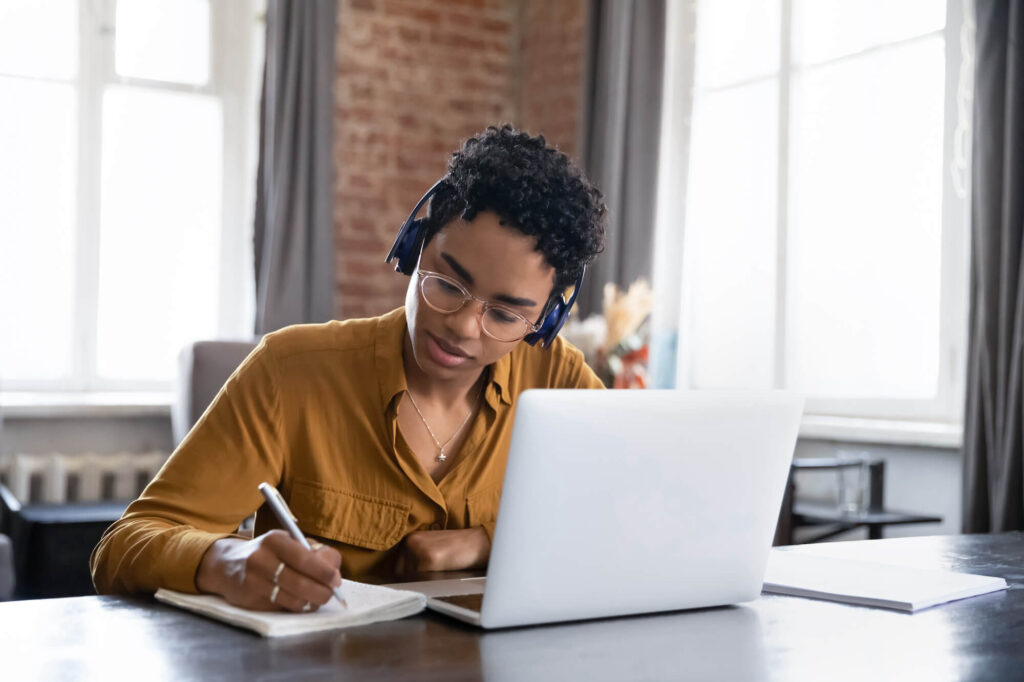 Virtual Assistant Course in Pakistan: Your Path to Success
