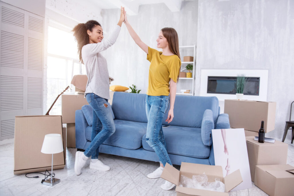 FIVE MYTHS ABOUT HIRING MOVERS