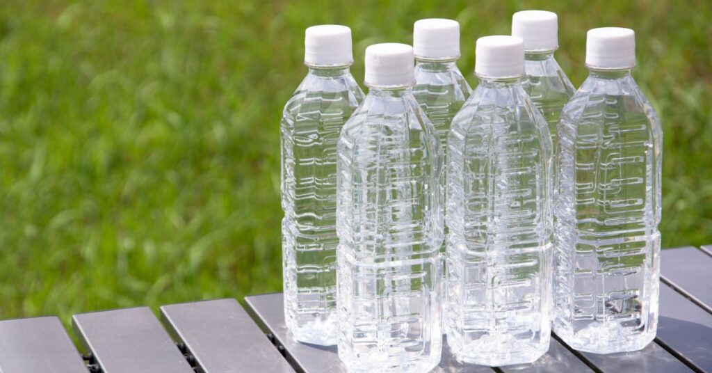A Deep Dive into The North America Bottled Water Market Size, Share 2024-2032