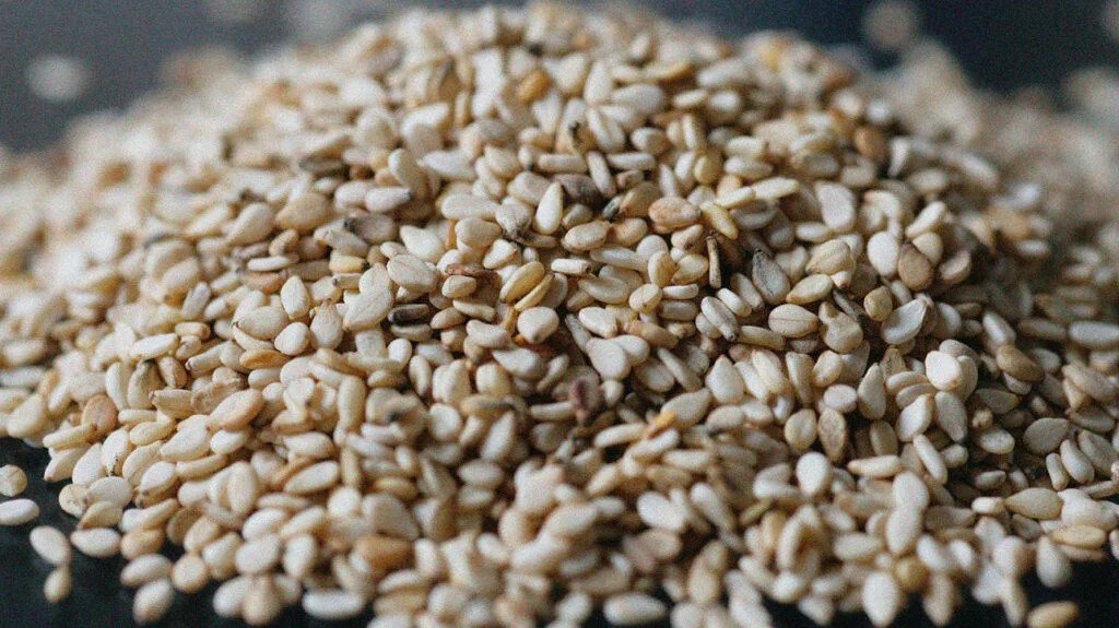 Unveiling the Nutritional Wonders and Culinary Delights of Sesame Seeds