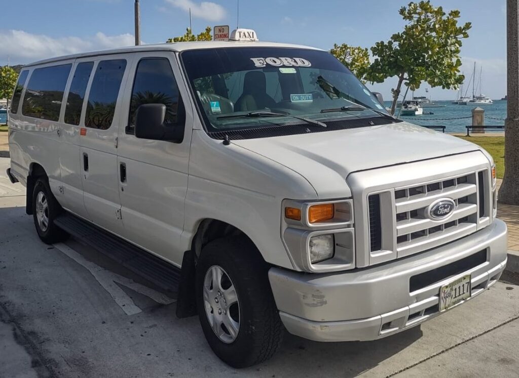 Navigating Paradise: Taxi in St Thomas